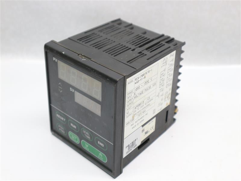 Bộ điều khiển nhiệt độ REX-P96 FK16-V